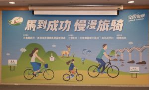 EA3EF8B1-E219-4E2E-81AC-783C8A453FA7